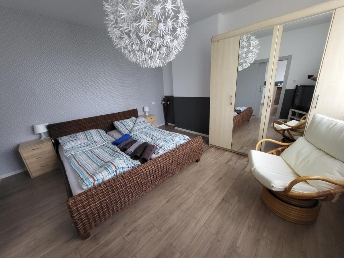 Apartament Julia Leba Kwiatowa Esterno foto